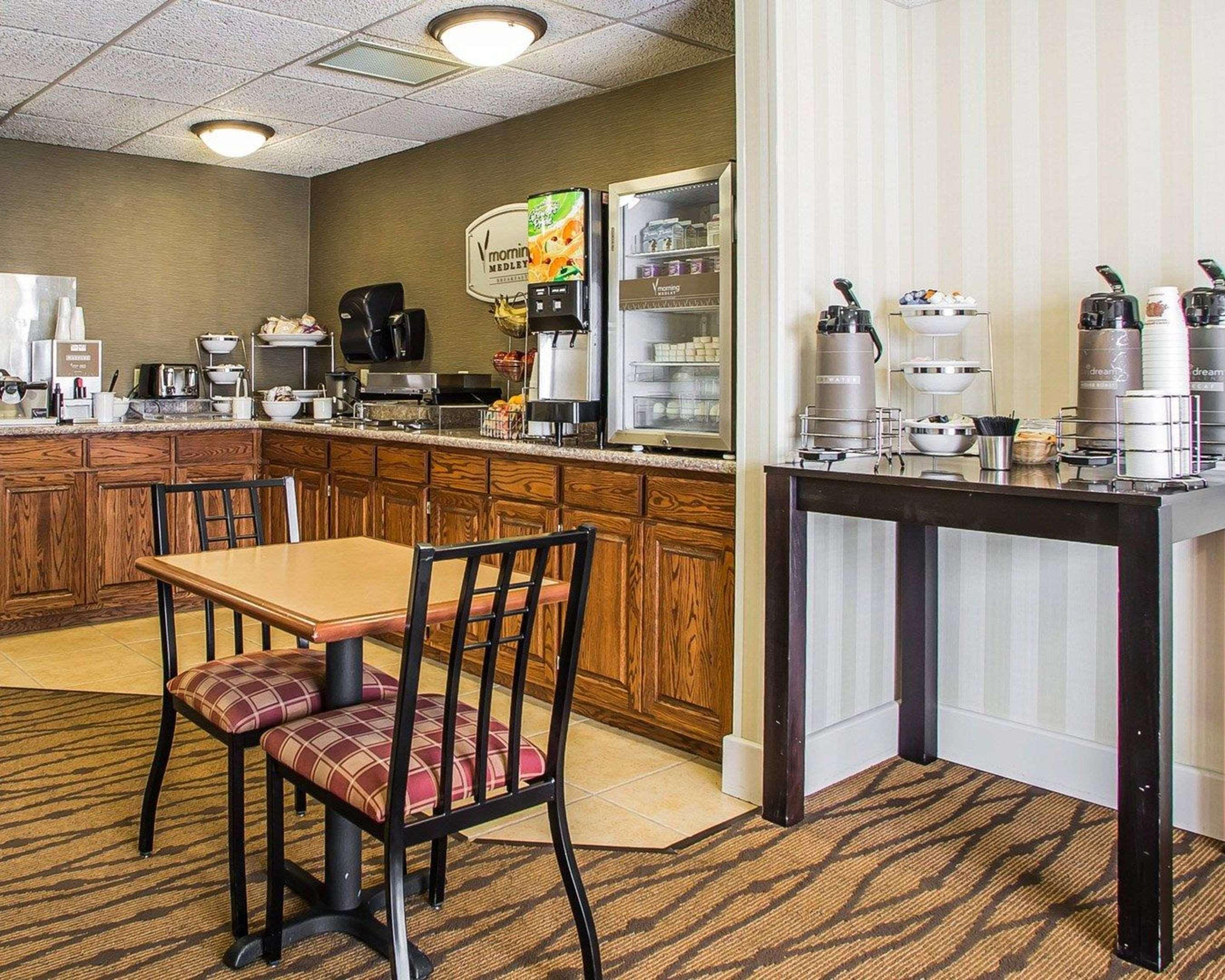 Sleep Inn & Suites Wisconsin Rapids Exterior foto