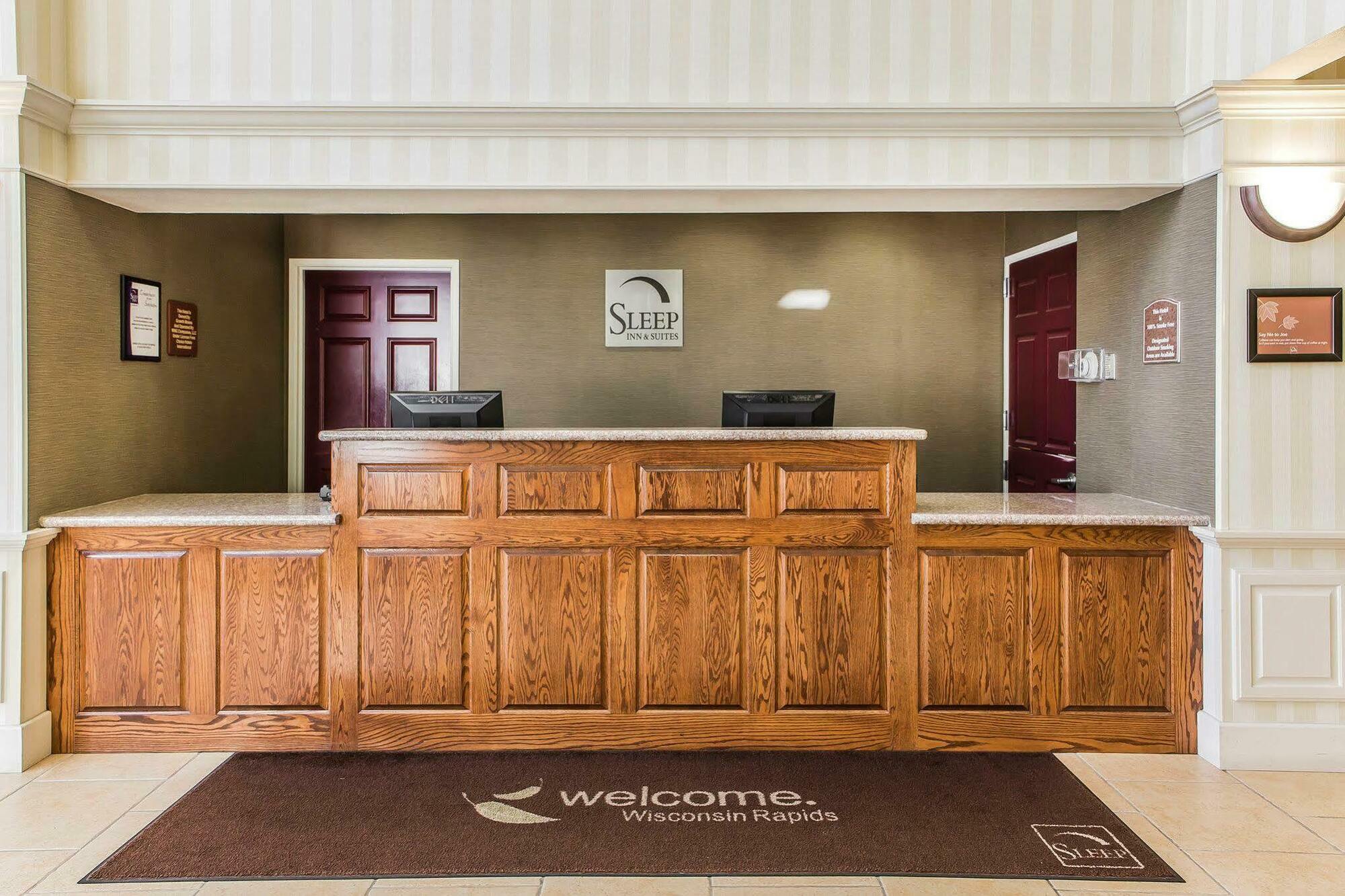 Sleep Inn & Suites Wisconsin Rapids Exterior foto